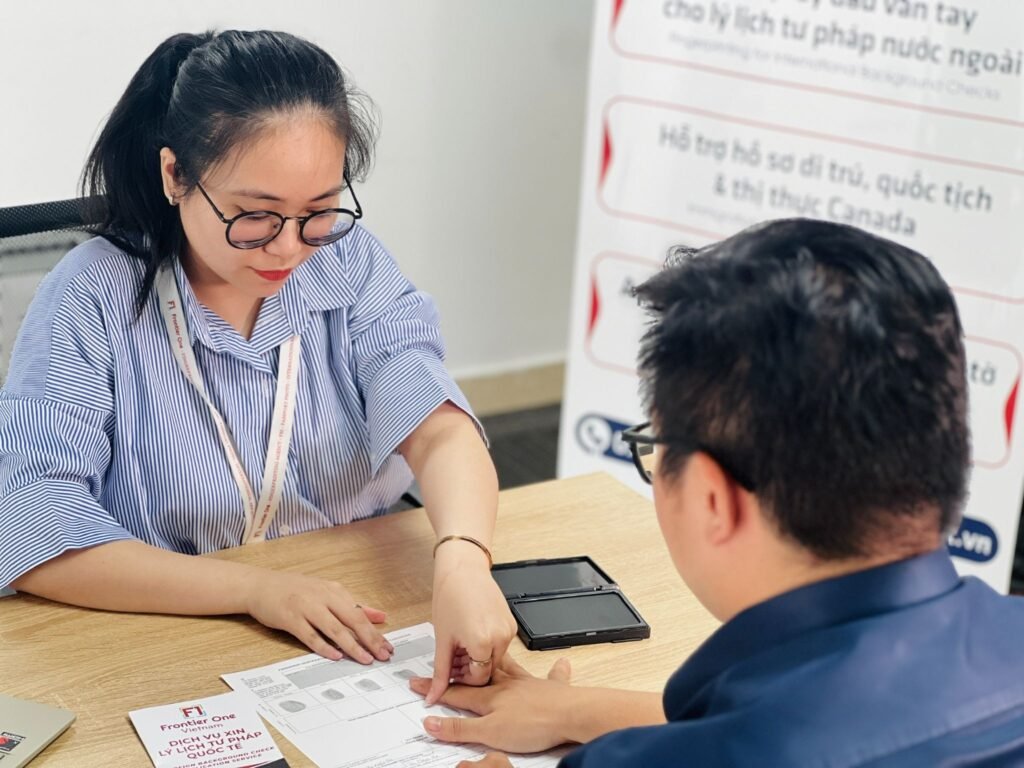 Bạn có thể lấy vân tay và chuẩn bị hồ sơ FBI Check bảo lãnh từ Việt nam, tại Frontier One Vietnam